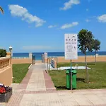 Alojamiento Acogedor Con Terraza Y Jardin
